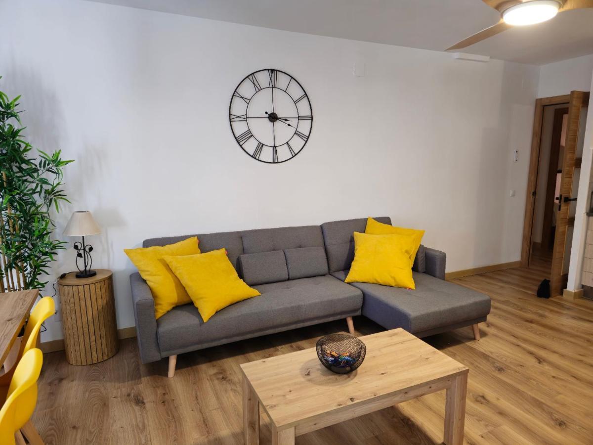 Apartamento El Olivo 艾姆布里亚布拉瓦 外观 照片